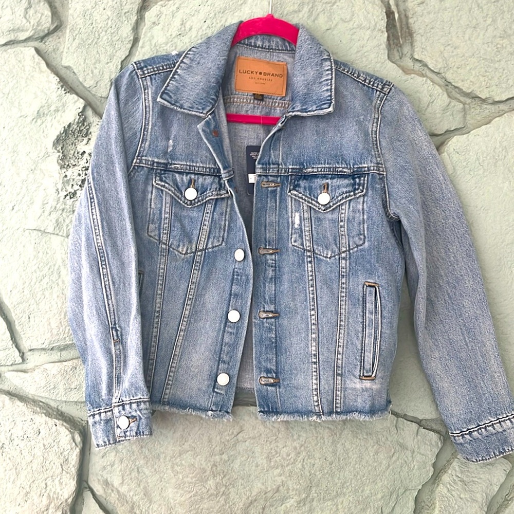 Lucky Brand jean jacket women’s size Small NWT